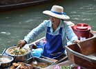 3. dan - Floating market, elephant ride, tiger temple in most na reki Kwai